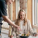 فندق بيكلمايرغوت 4*