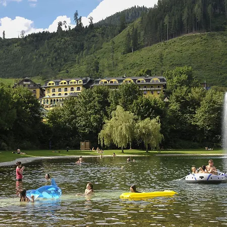 호텔 Pichlmayrgut 4*